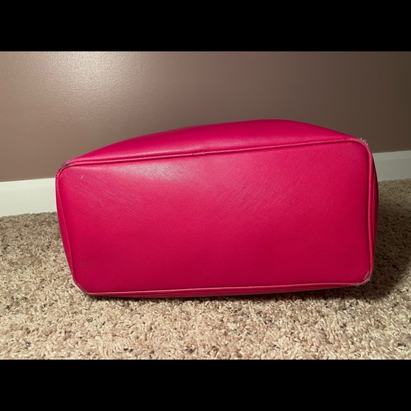 Large Leather Fuschia Coach Tote Bag - Picture 5 of 8